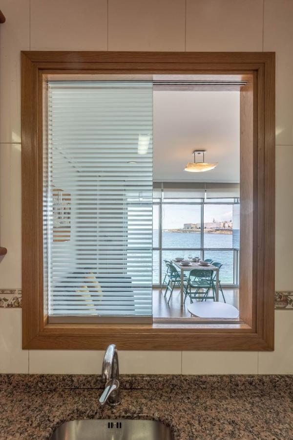 Apartamento En Primera Linea De Playa Riazor A Coruña Exterior foto